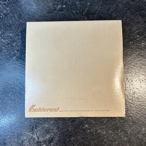 Vintage 4 Pc Royal Velvet Scented Hard Milled Bar Soaps SUEDE 3 oz Each - Picture 11 of 11